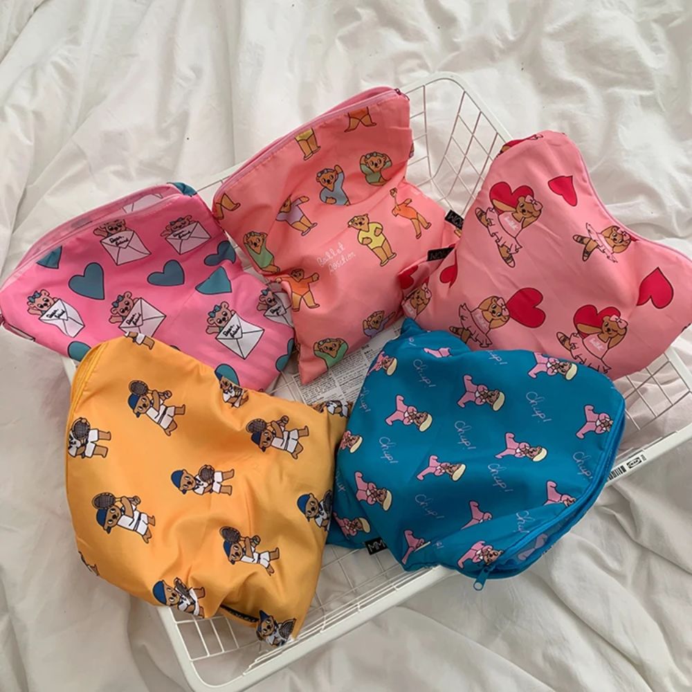 Tas Makeup Lucu Motif Beruang  - Stationery ulasan dan harga